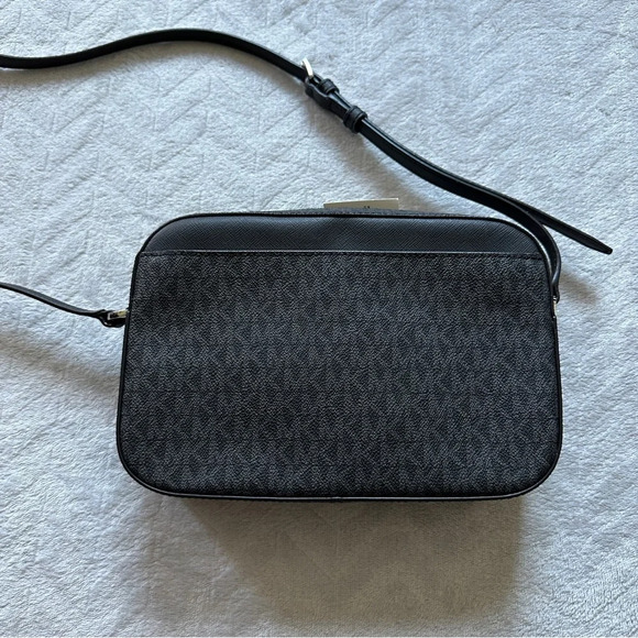 Michael Kors Jet Set Logo Rectangle Crossbody‎ - Picture 5 of 13